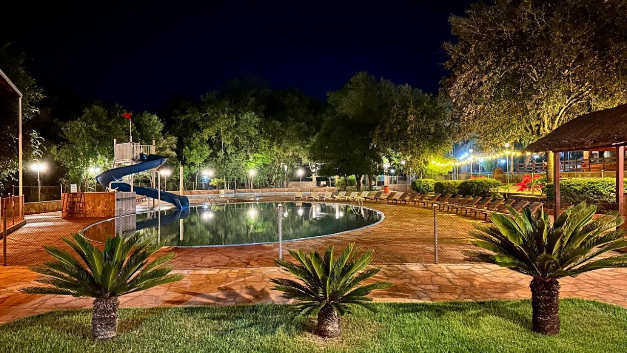 Parque Hotel Manantial Hohenau Luaran gambar