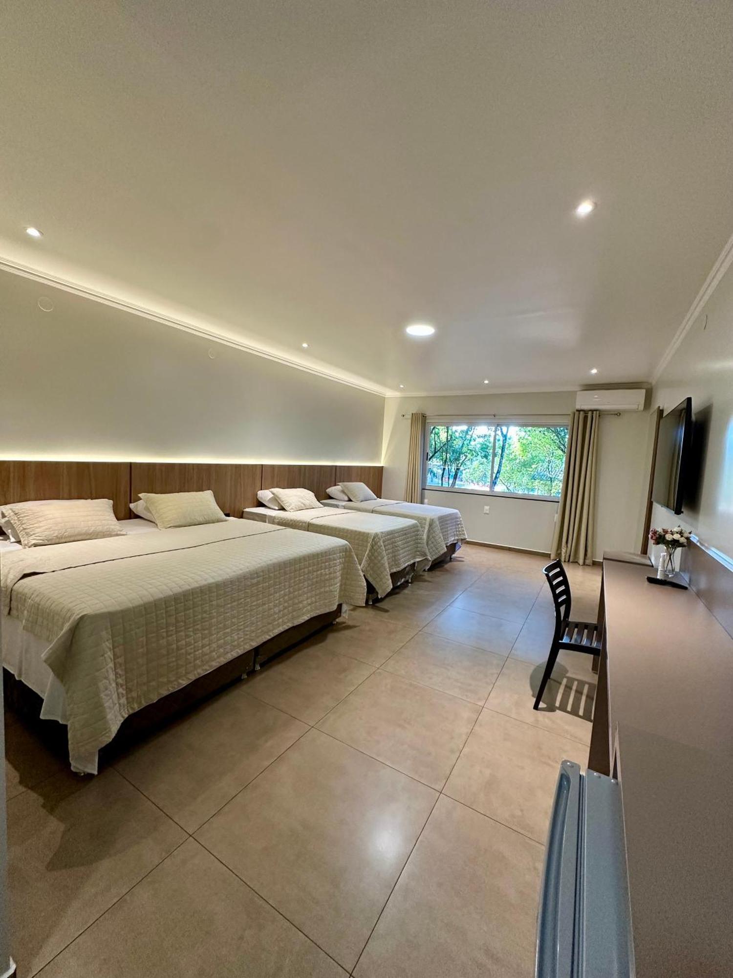 Parque Hotel Manantial Hohenau Luaran gambar