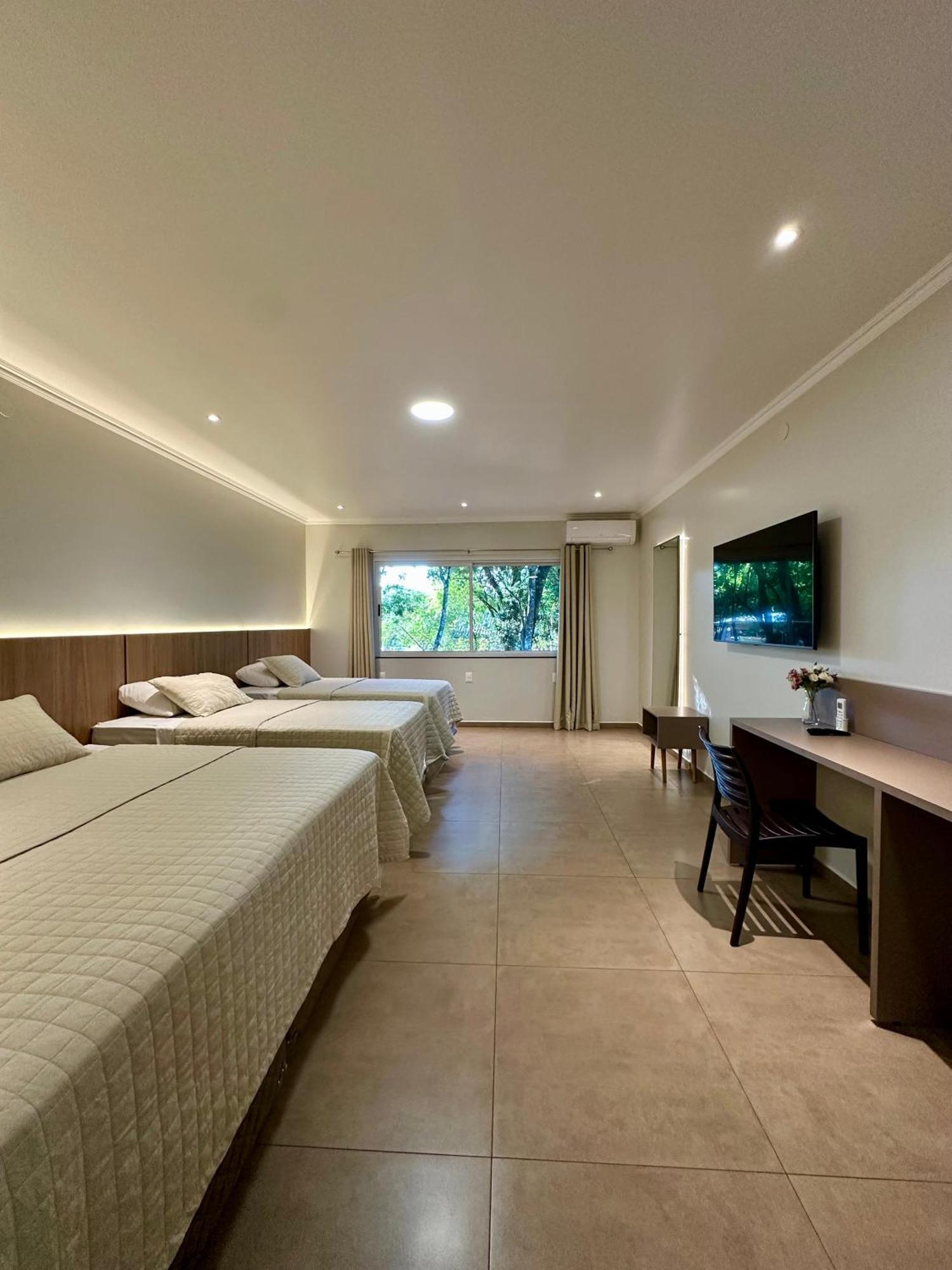 Parque Hotel Manantial Hohenau Luaran gambar